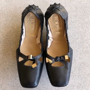TOD’S BALLET FLATS